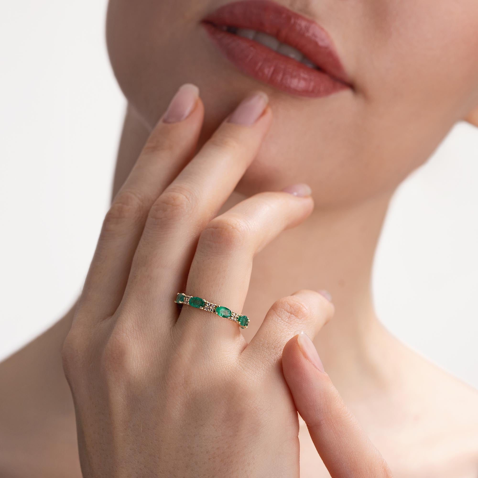 Pırlantalı Zümrüt Yüzük