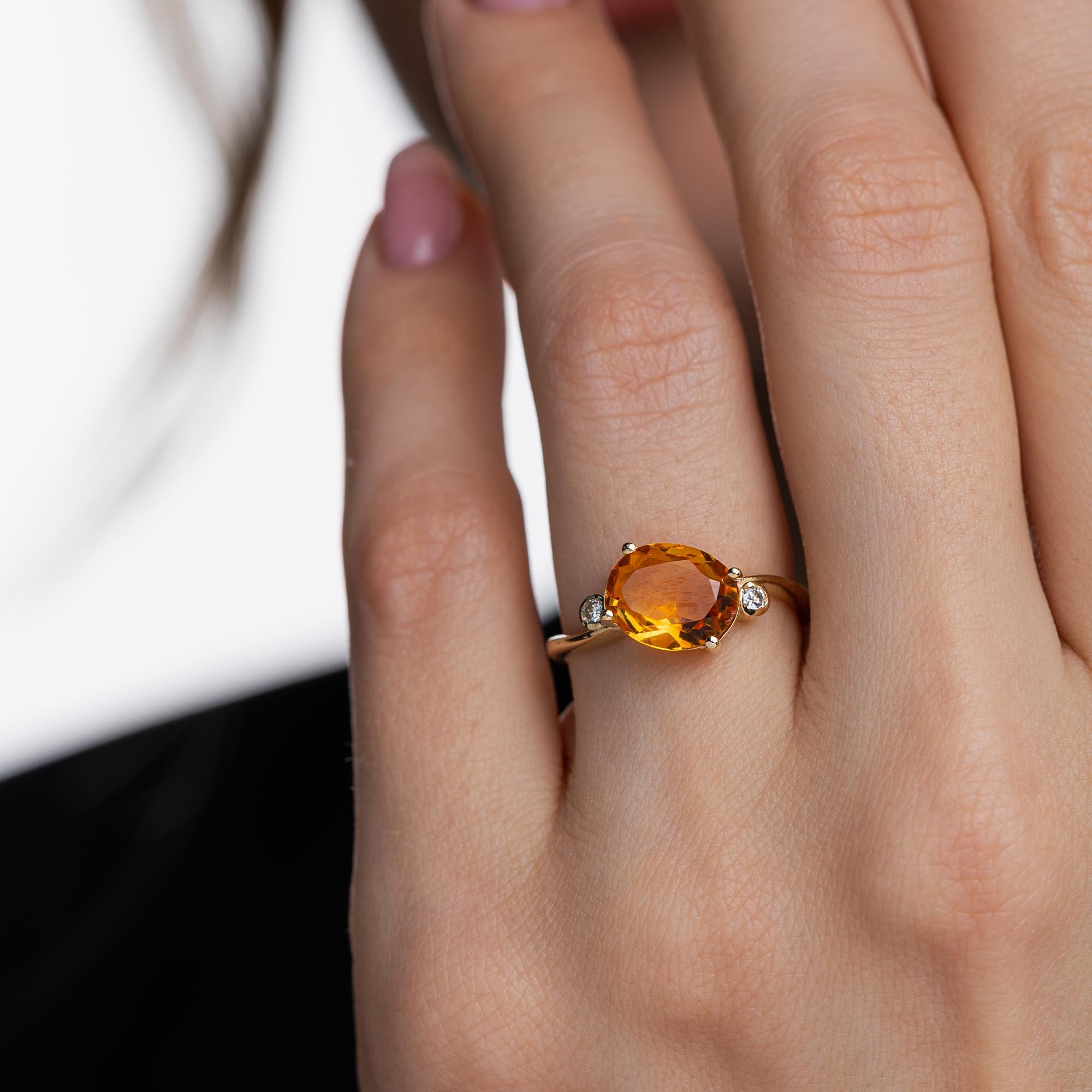 Honey Pırlantalı Tektaş Sitrin Yüzük