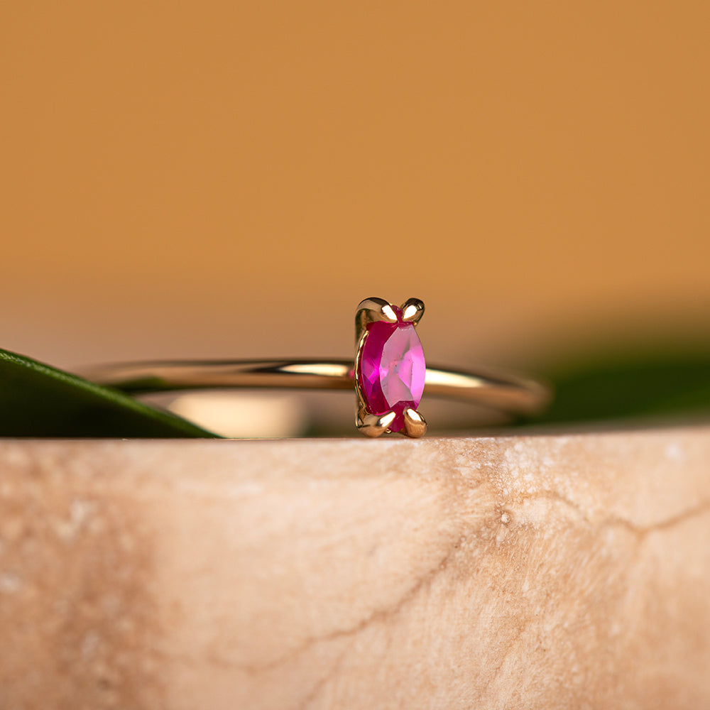 Tektaş Yakut Yüzük