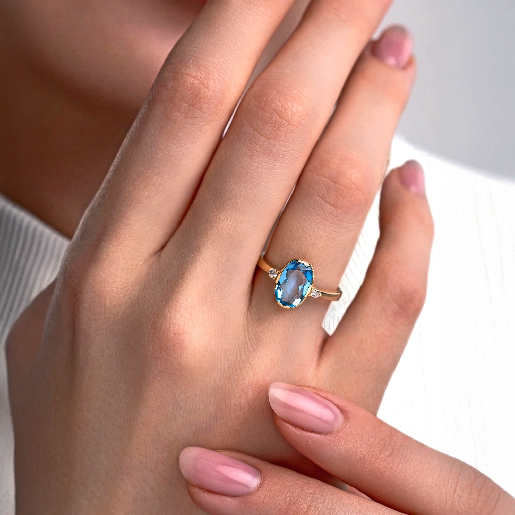 Ocean Pırlantalı Blue Topaz Yüzük