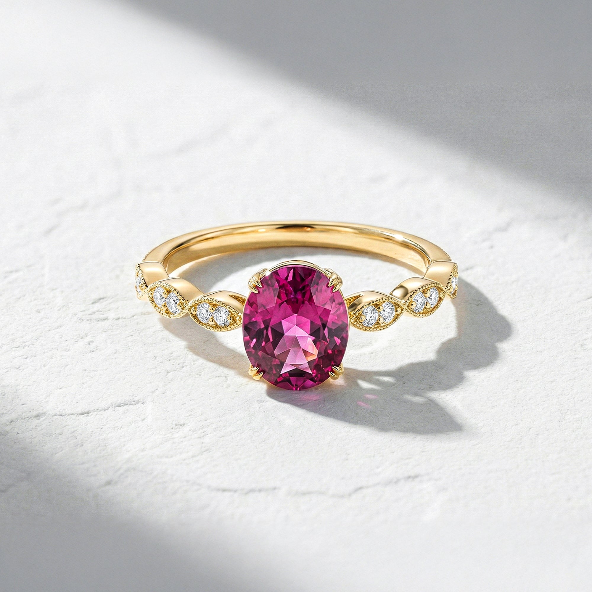 Pırlantalı Rhodolite Vintage Yüzük