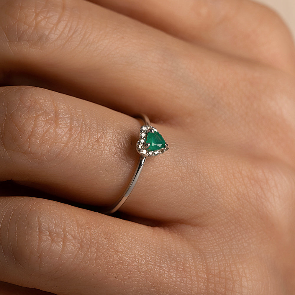 Kalp Kesim Zümrüt Yüzük