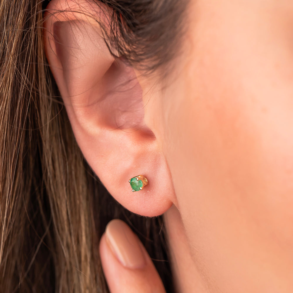 Emera Tektaş Zümrüt Küpe