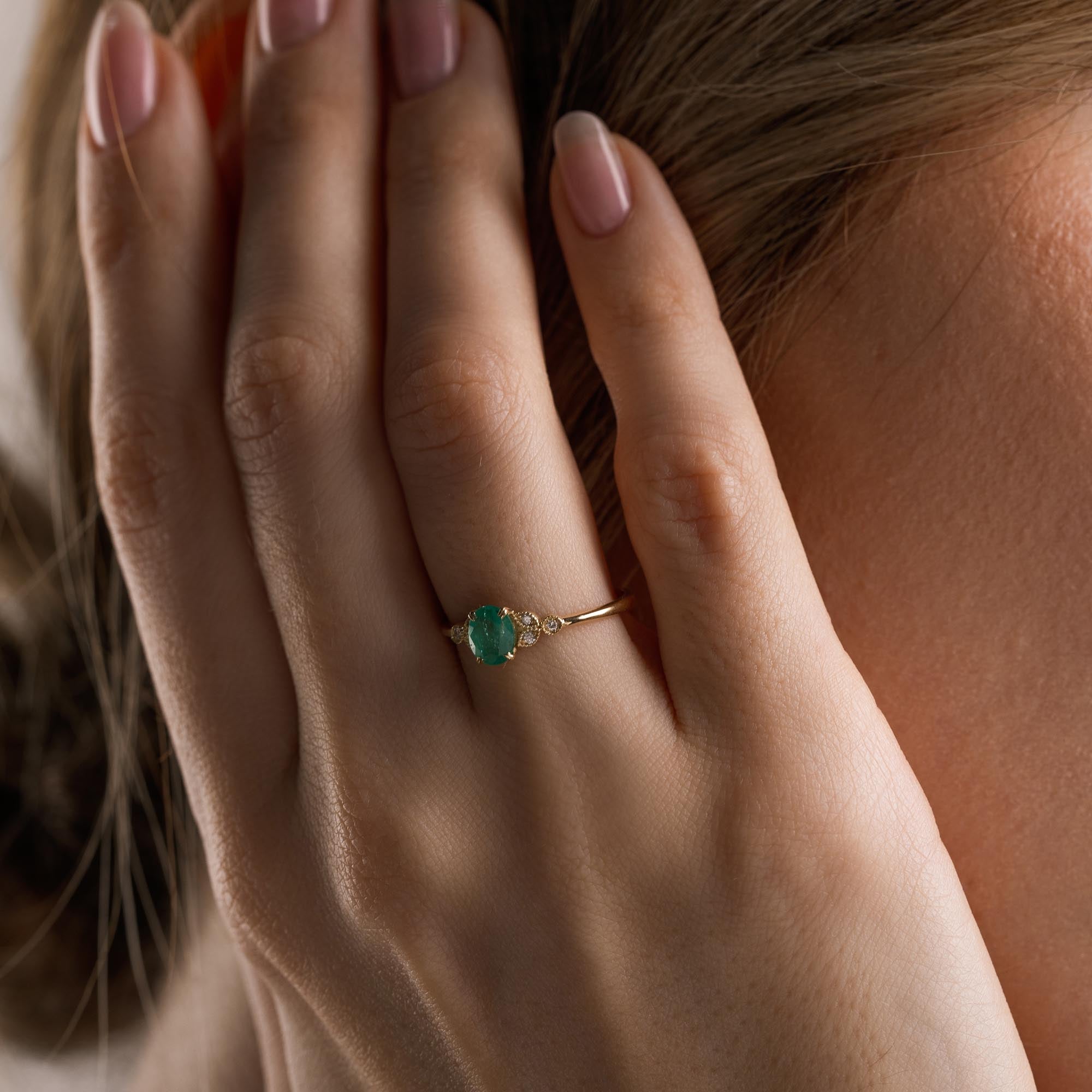 Pırlantalı Tektaş Zümrüt Vintage Yüzük - Leaf