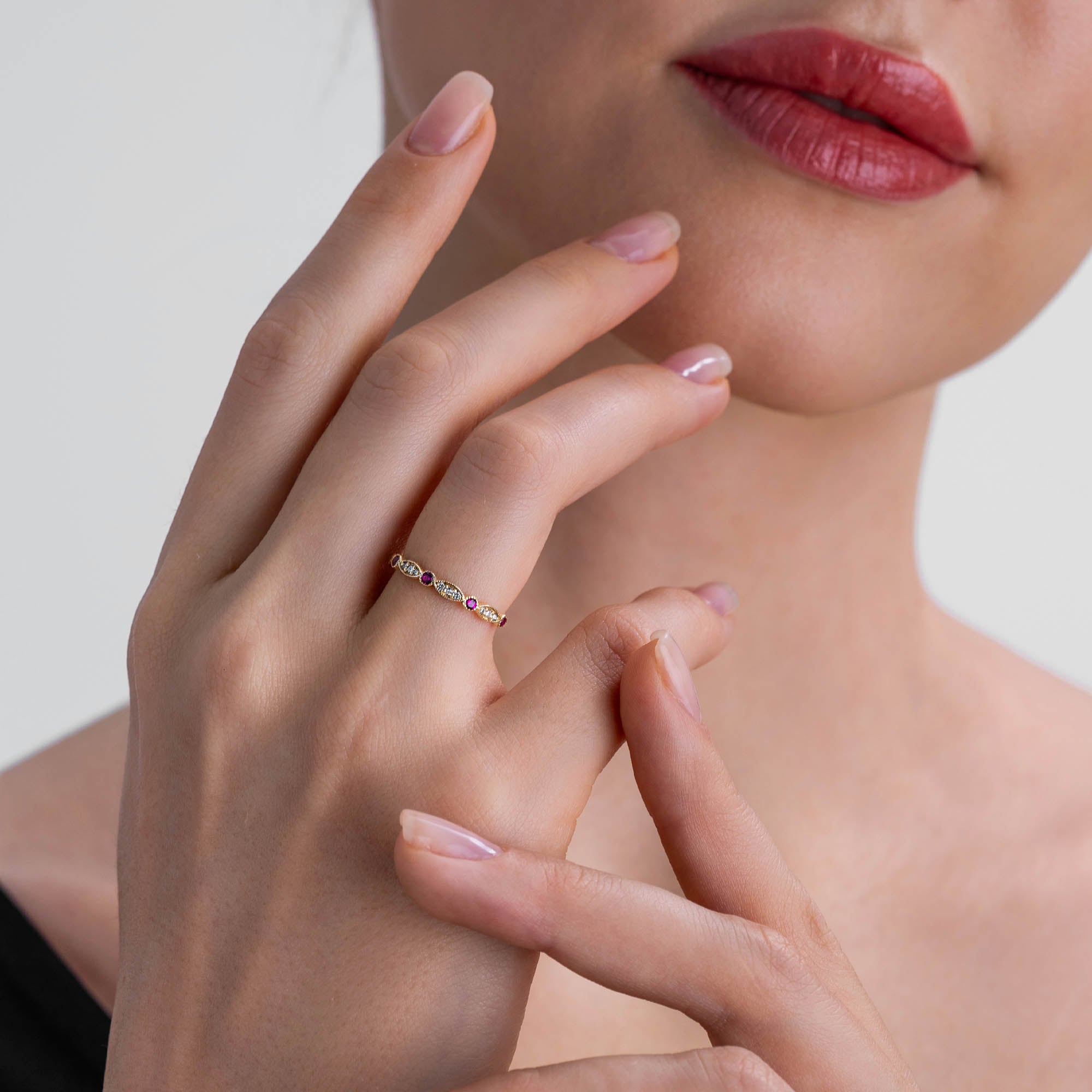 Lily Pırlanta & Yakut Vintage Yüzük