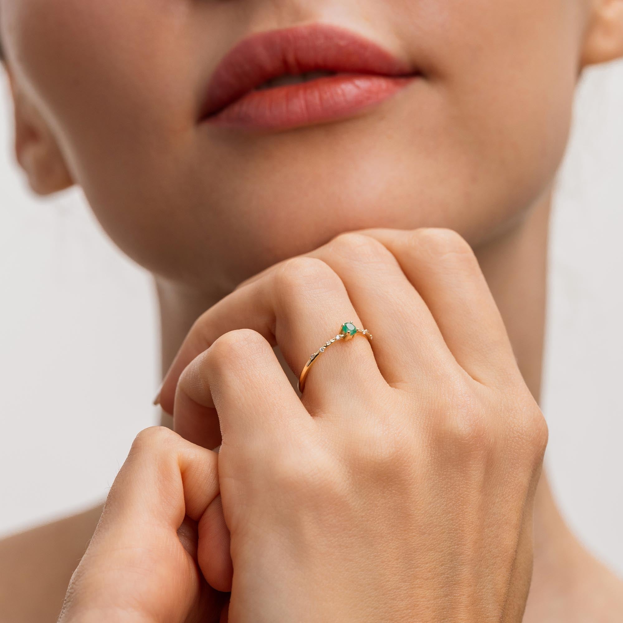 Nira Pırlanta Zümrüt Yüzük