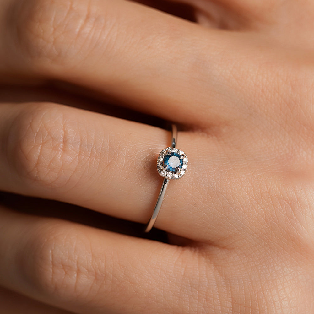 Pırlantalı Safir Yüzük