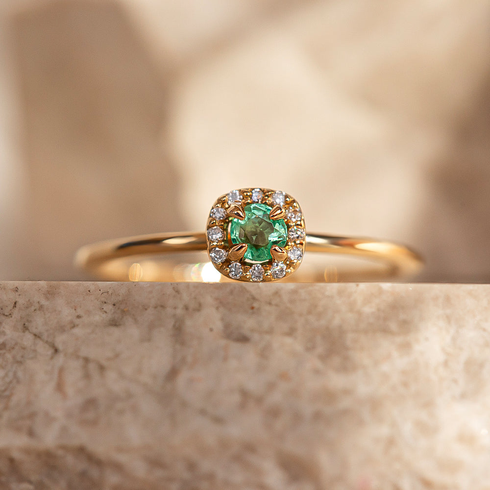 Celina Pırlantalı Zümrüt Yüzük