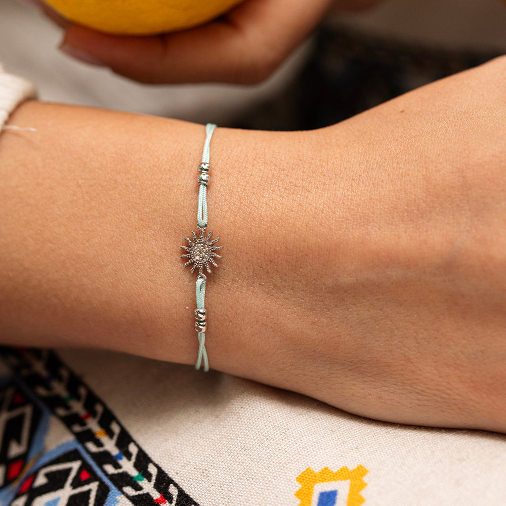 Soft Mint Altın İp Bileklik - Solis