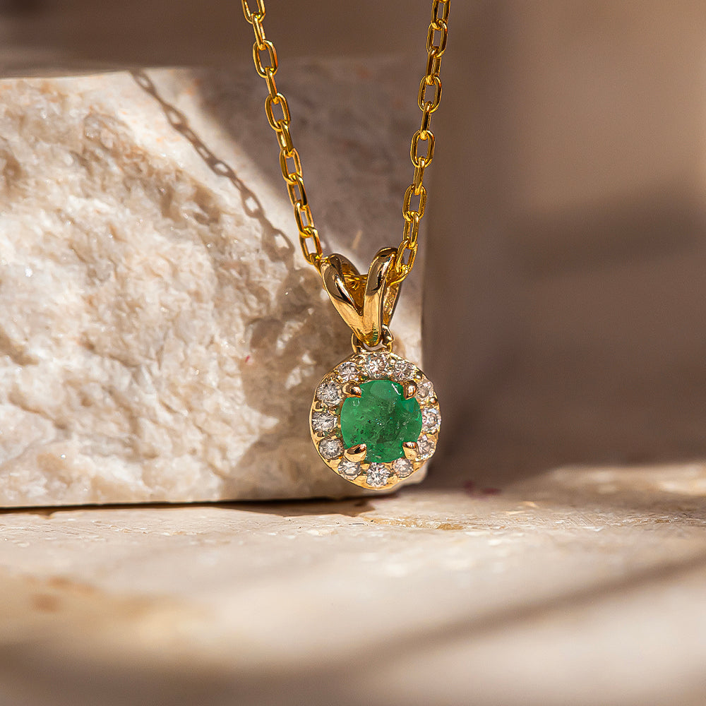 Pırlantalı Zümrüt Kolye