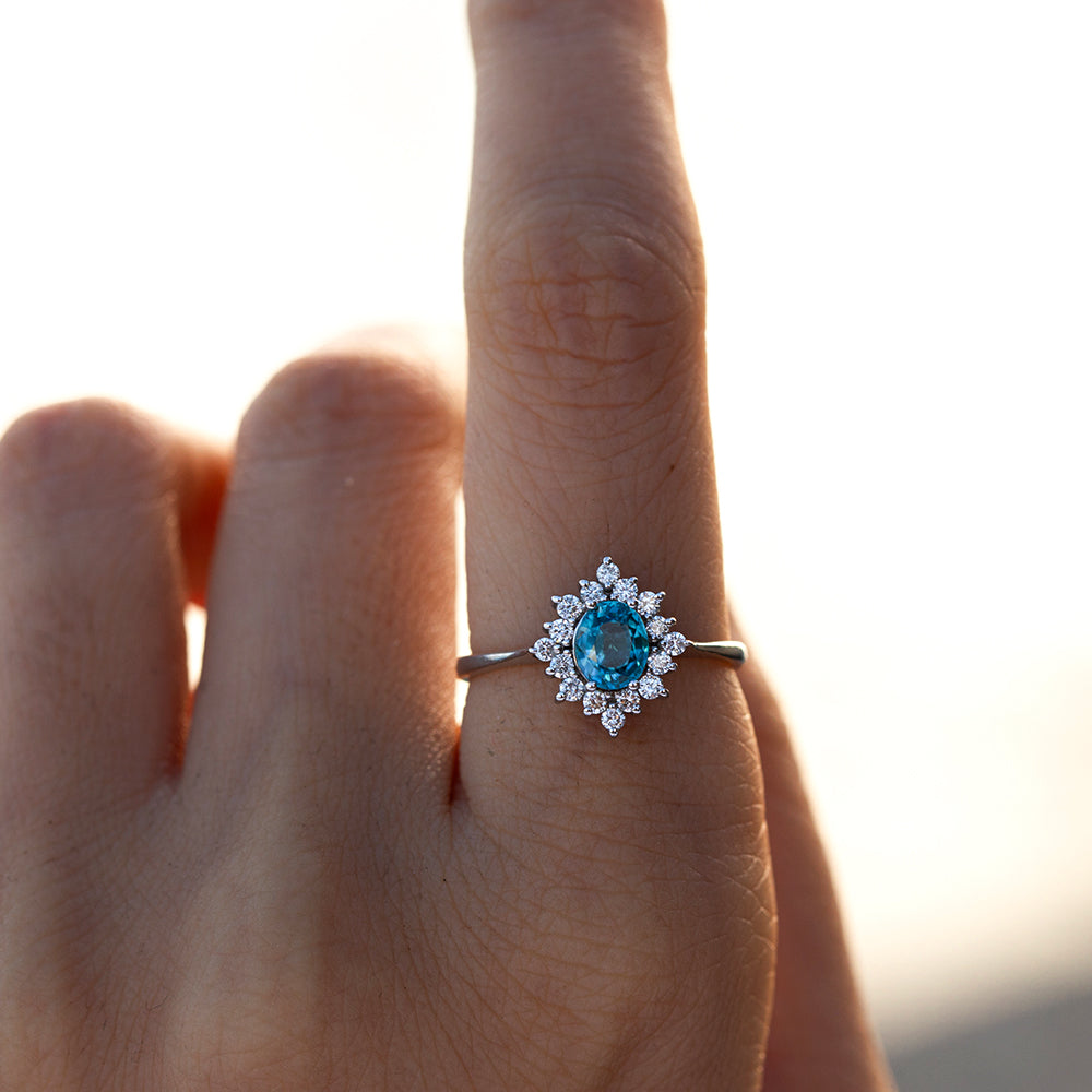 Pırlantalı Mavi Topaz Yüzük