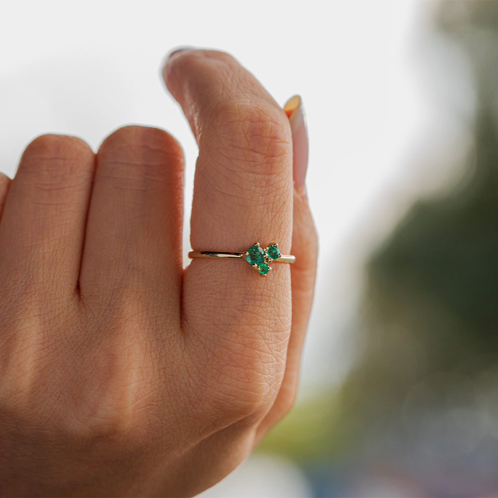 Lila Zümrüt Yüzük