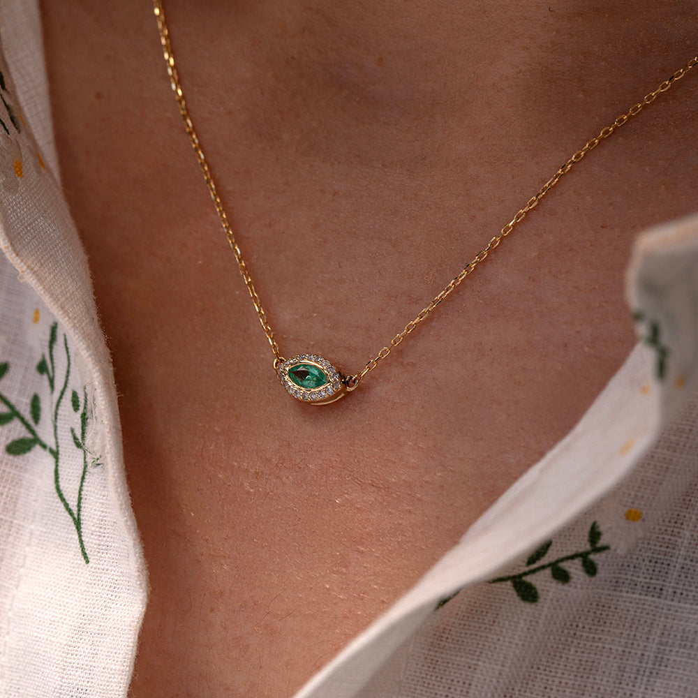 İsis Pırlanta Zümrüt Kolye