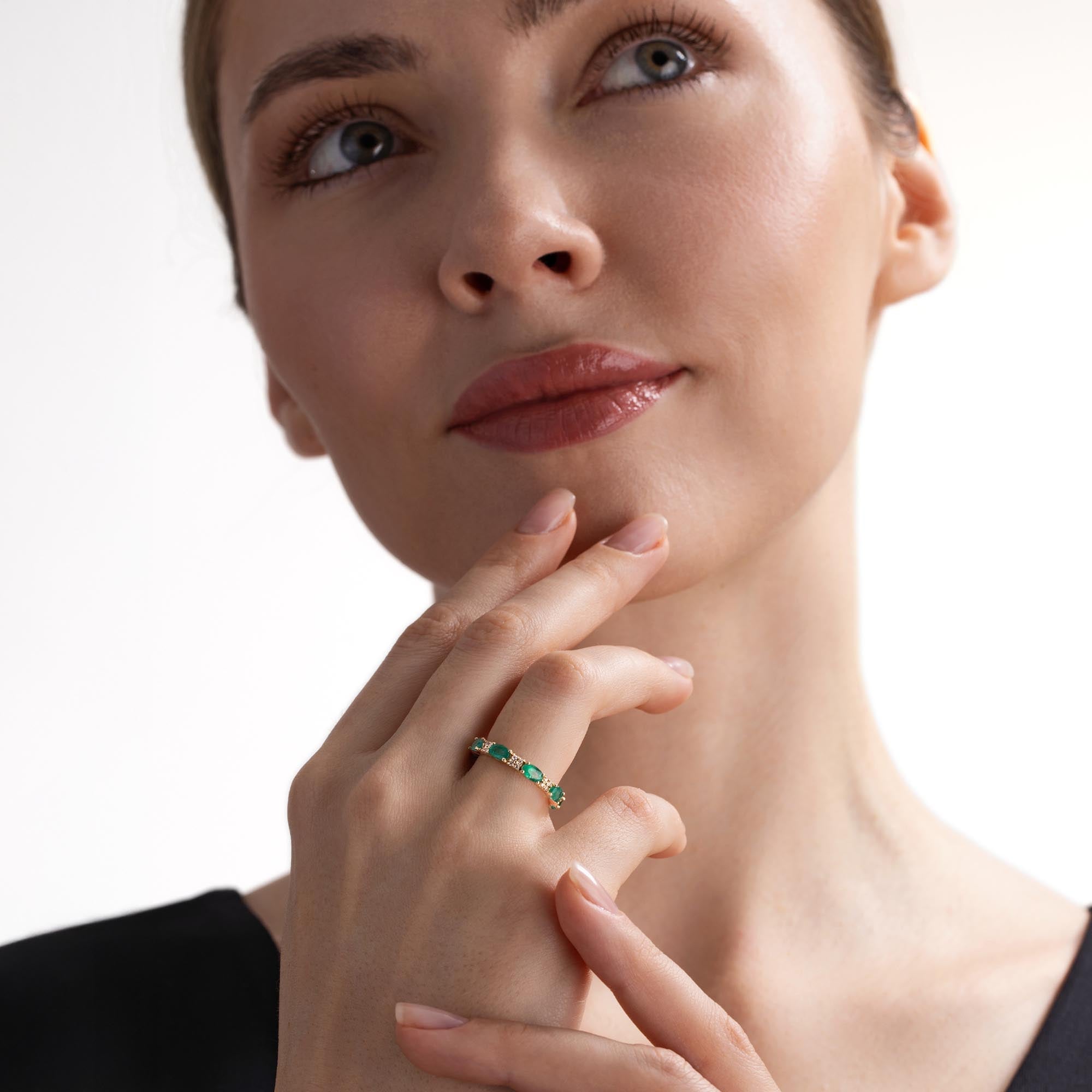  Pırlantalı Zümrüt Yüzük