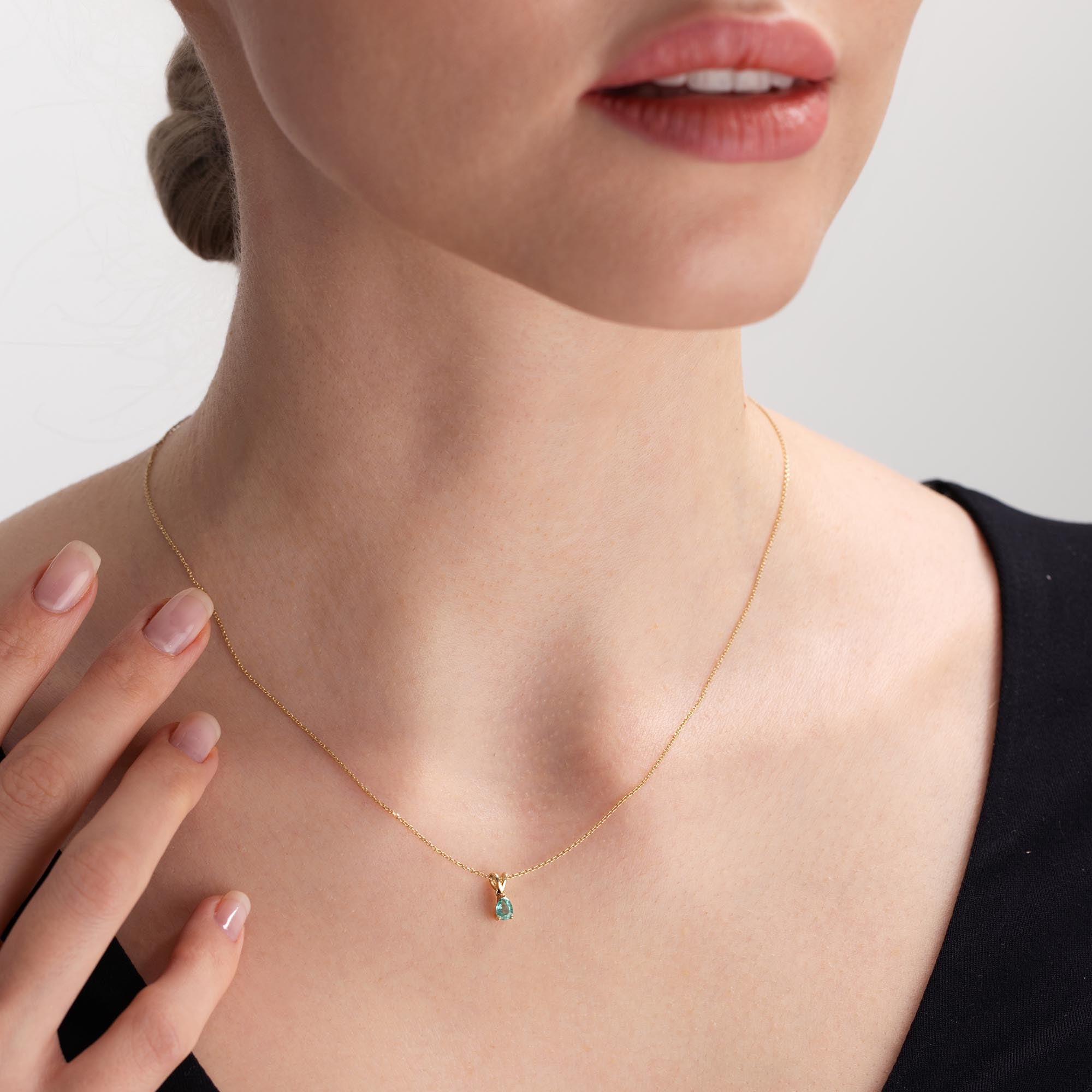 Emerald Drop Tektaş Kolye