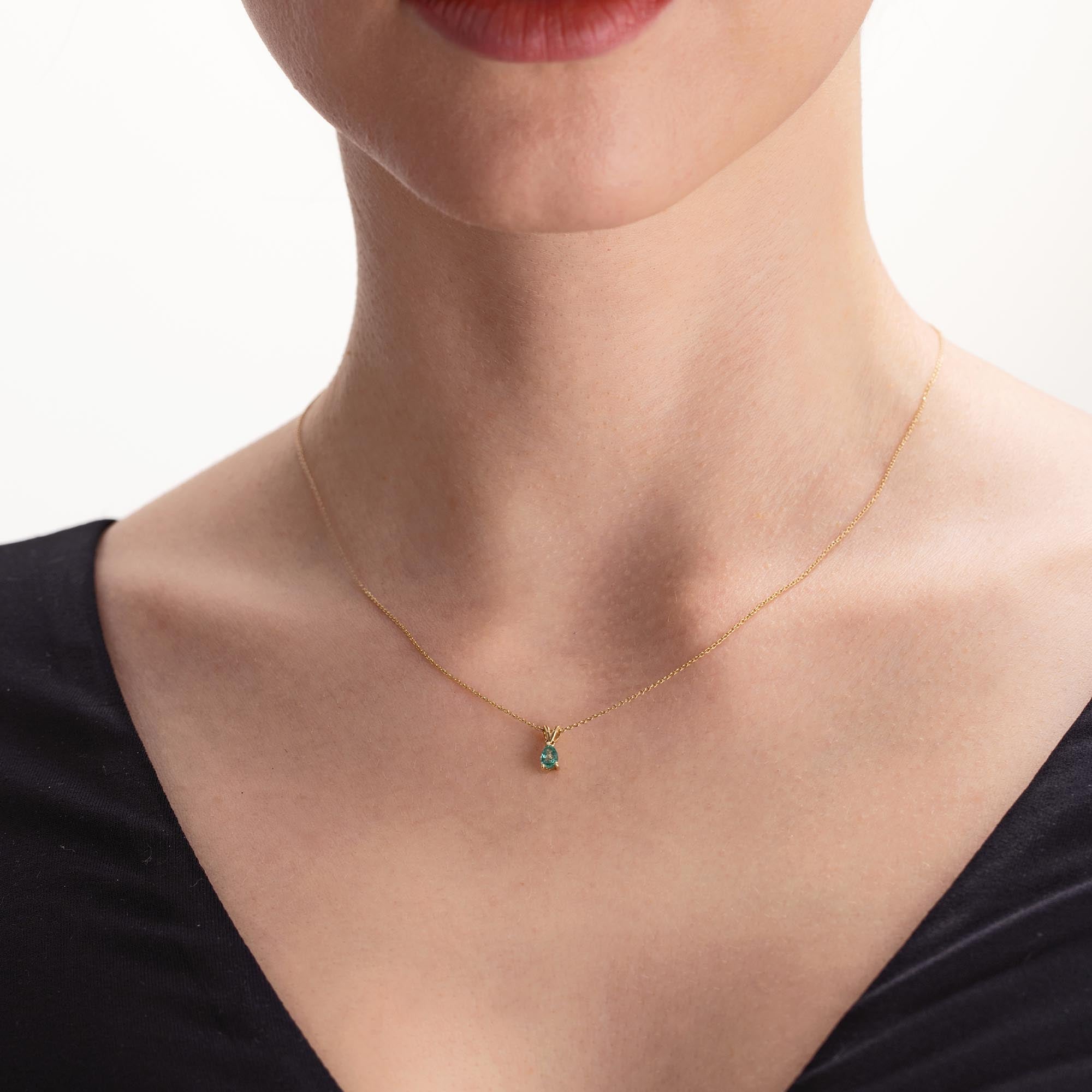 Emerald Drop Tektaş Kolye