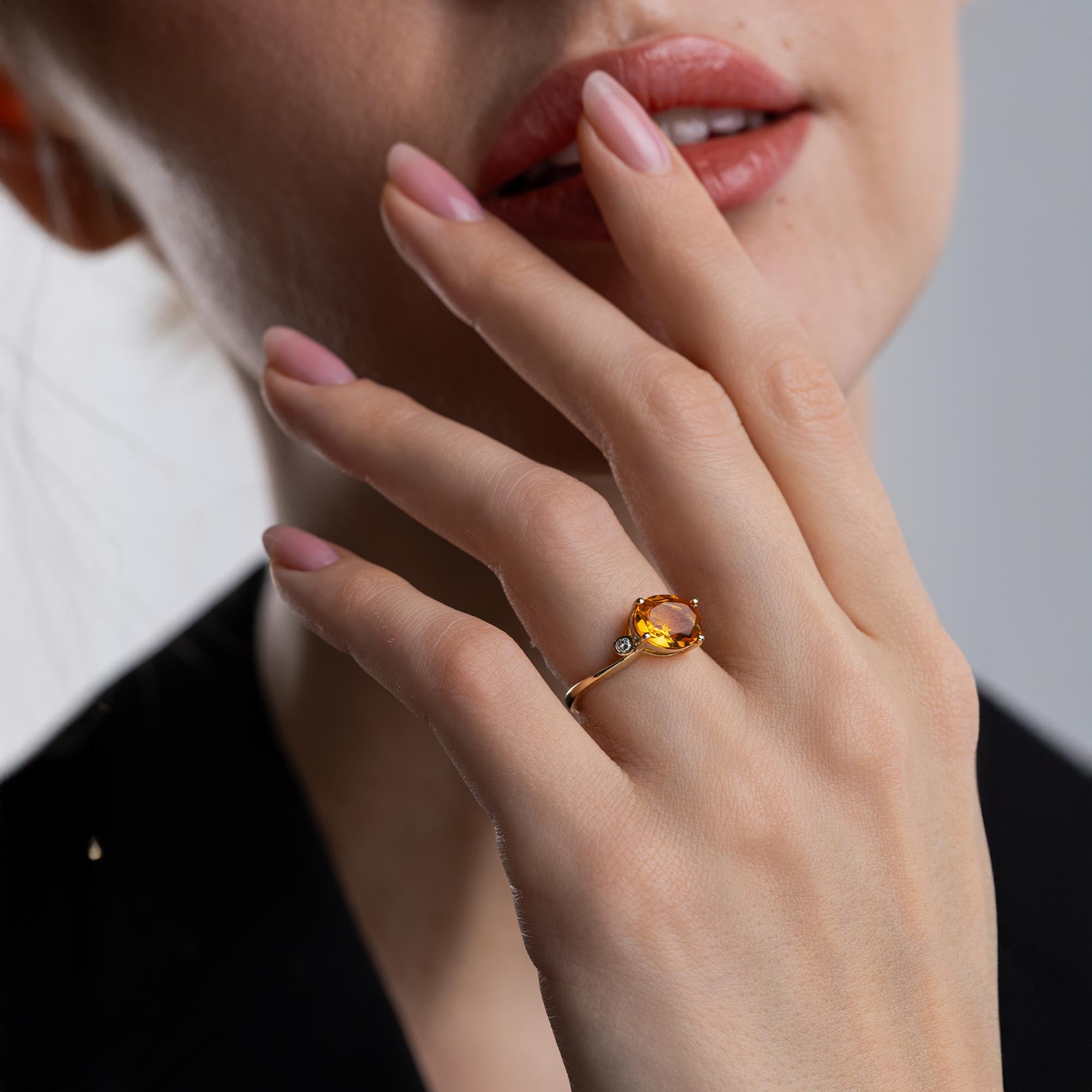 Honey Pırlantalı Tektaş Sitrin Yüzük