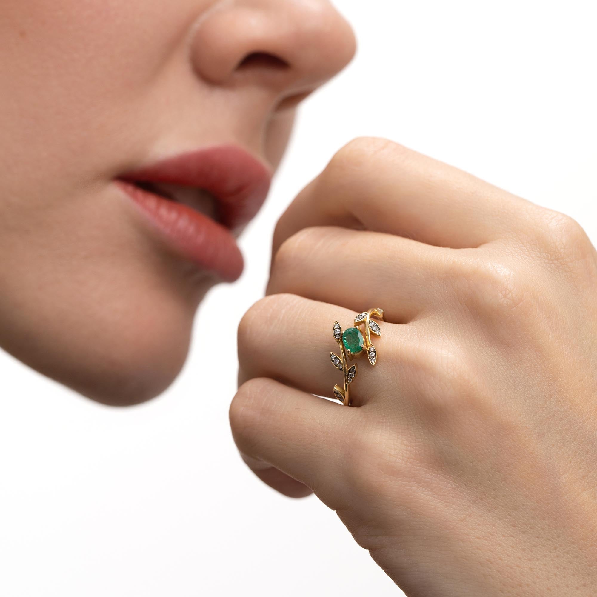 Liana Tektaş Zümrüt Yüzük