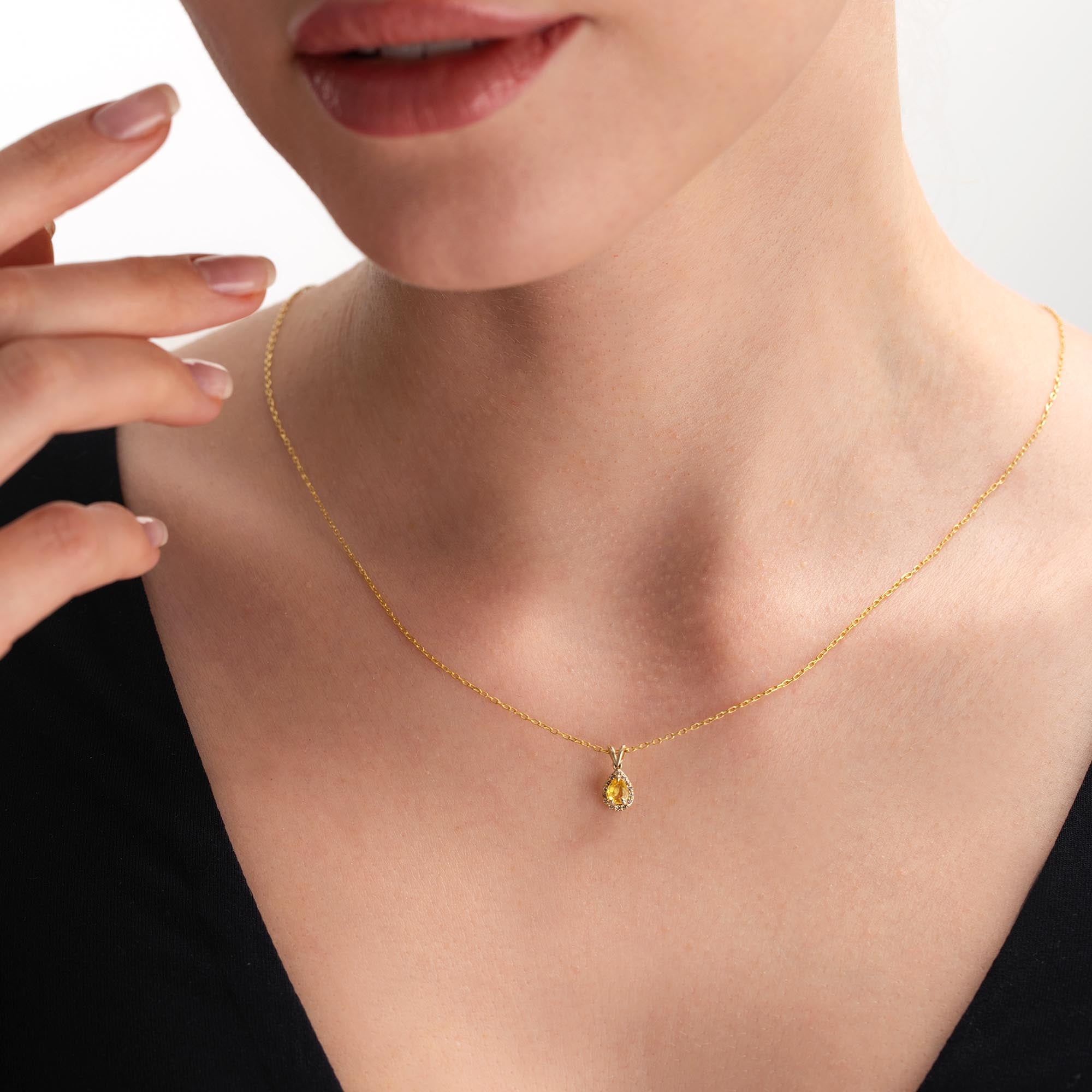 Sun Drop Pırlanta Safir Tektaş Kolye