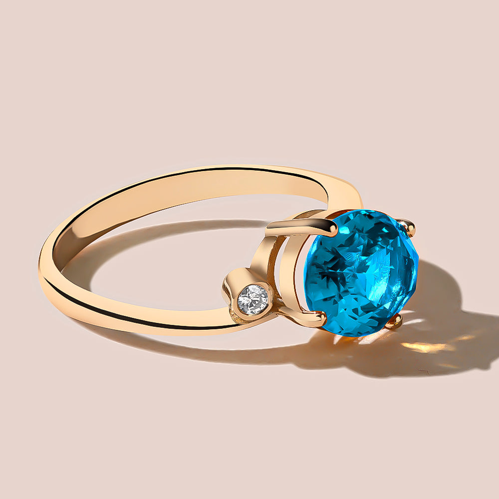 2.75 Karat Pırlantalı Oval Kesim Mavi Topaz Yüzük yandan görüntüsü