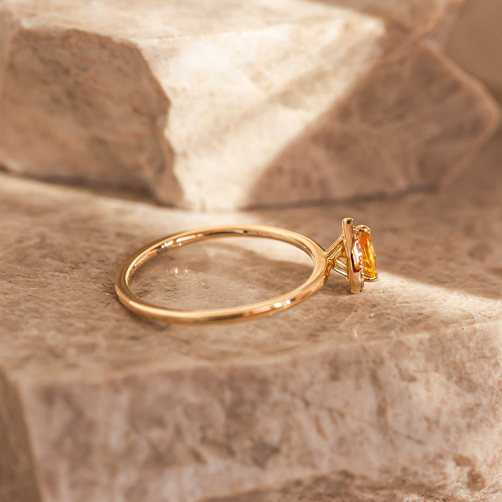 Damla Sarı Safir Yüzük