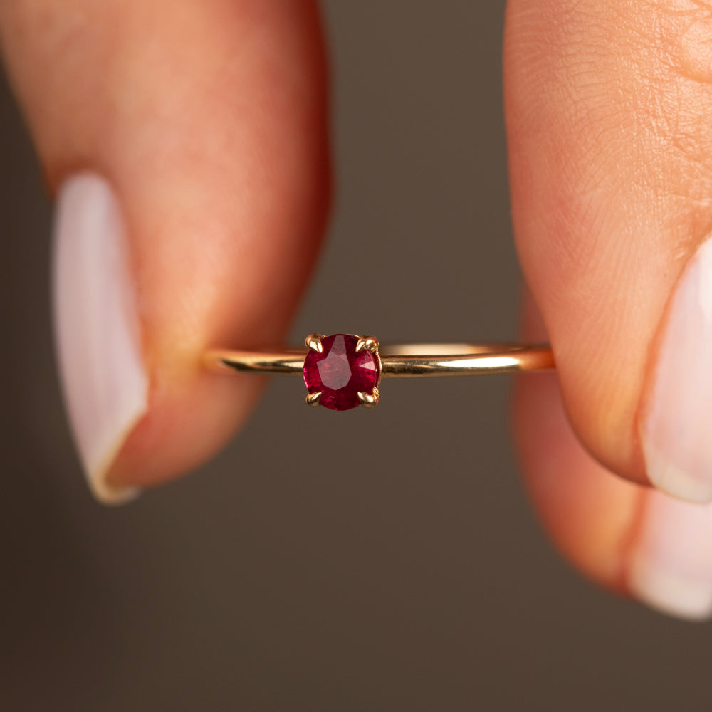 tektaş yakut yüzük