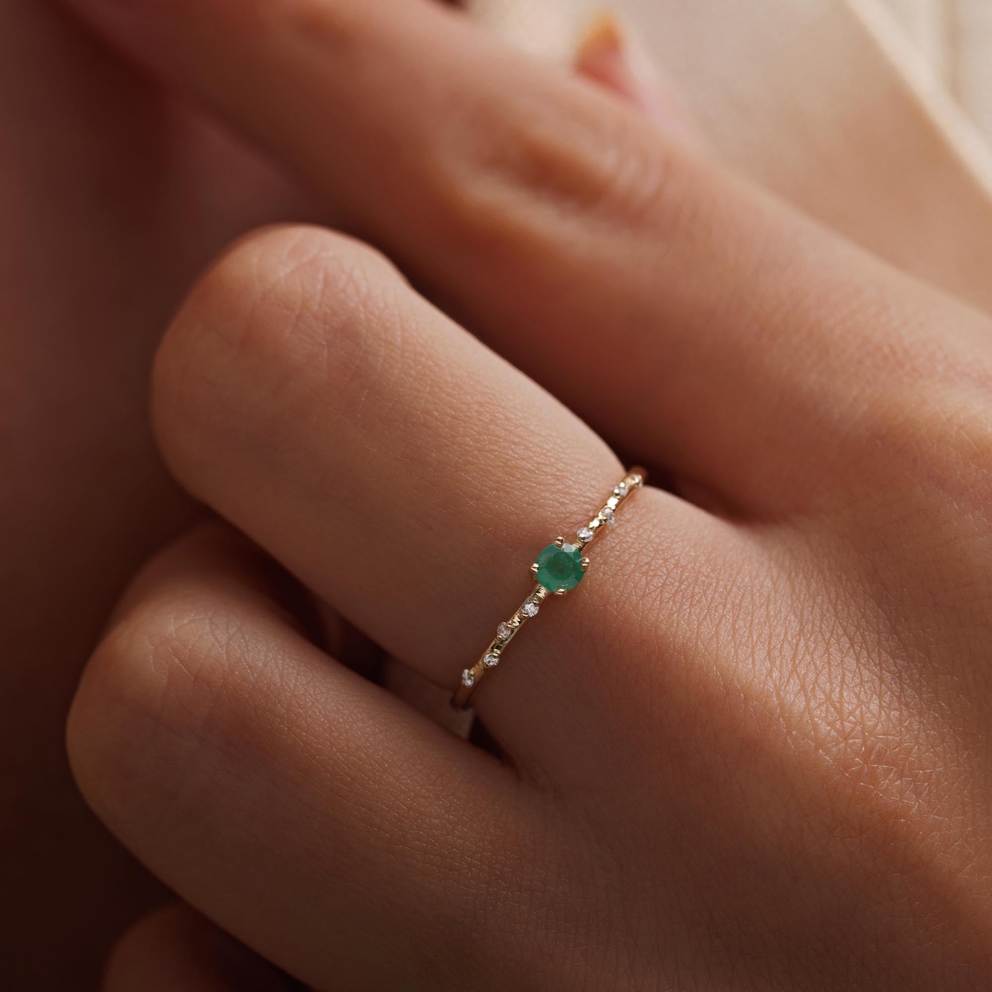 Nira Pırlanta Zümrüt Yüzük