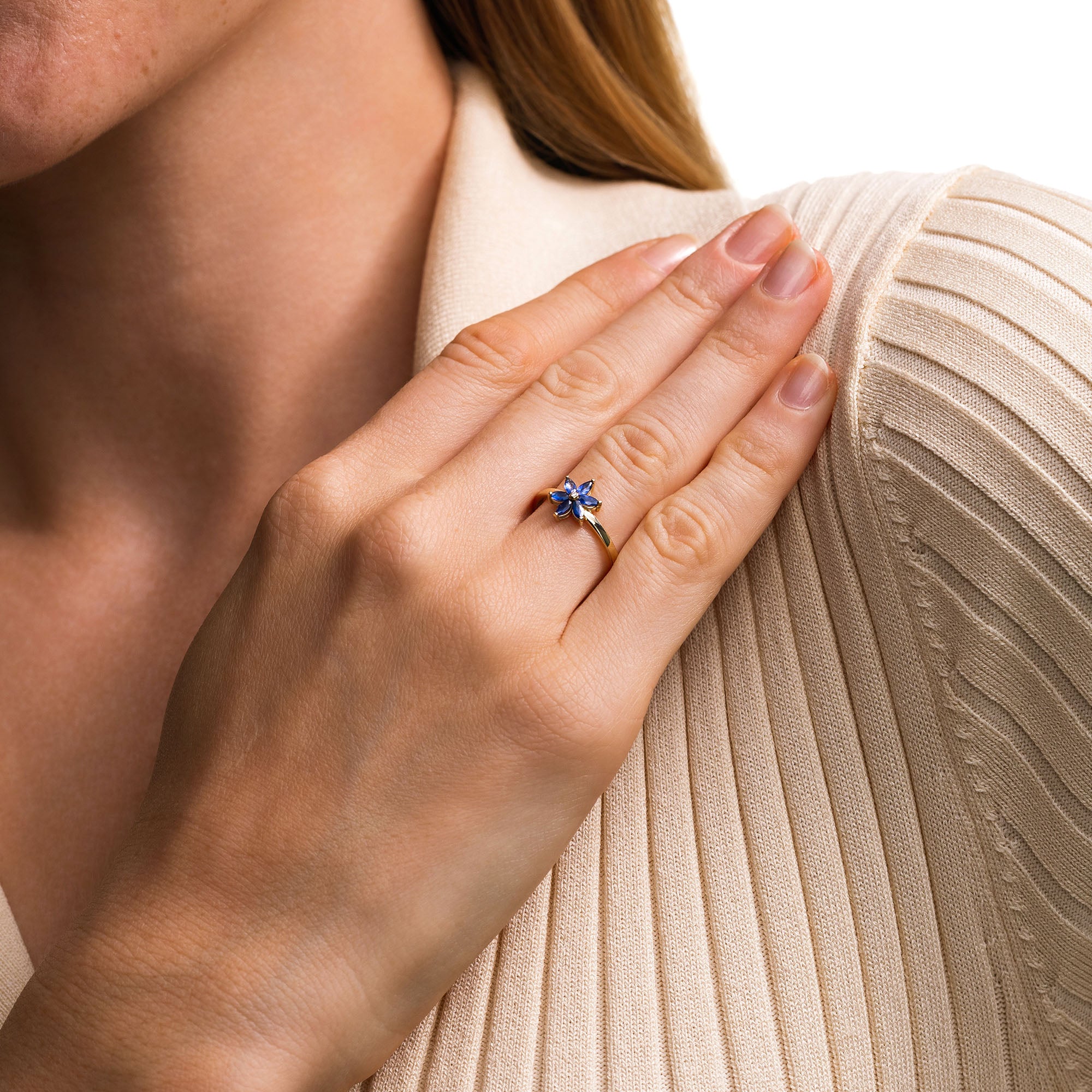 Blue Daisy Safir Yüzük