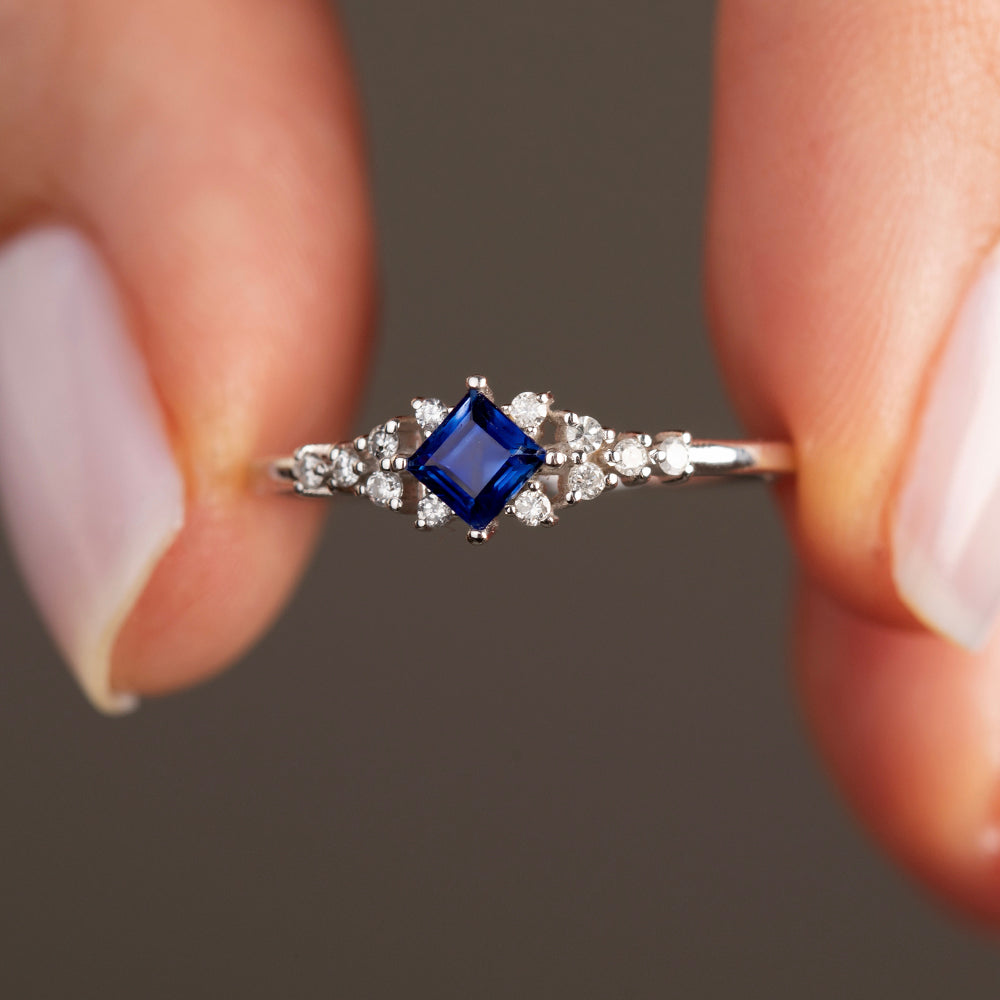 Pırlantalı Tektaş Safir Vintage Yüzük