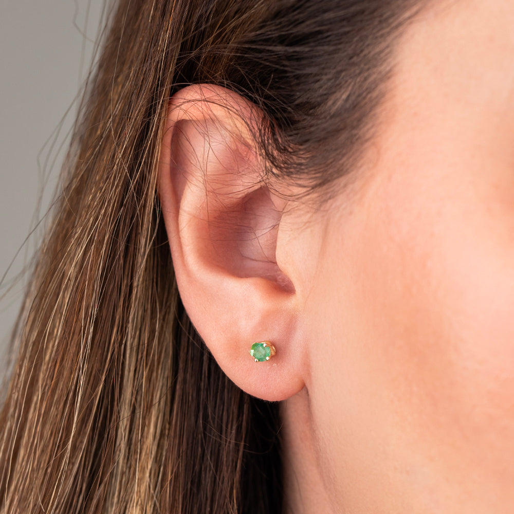 Emera Tektaş Zümrüt Küpe