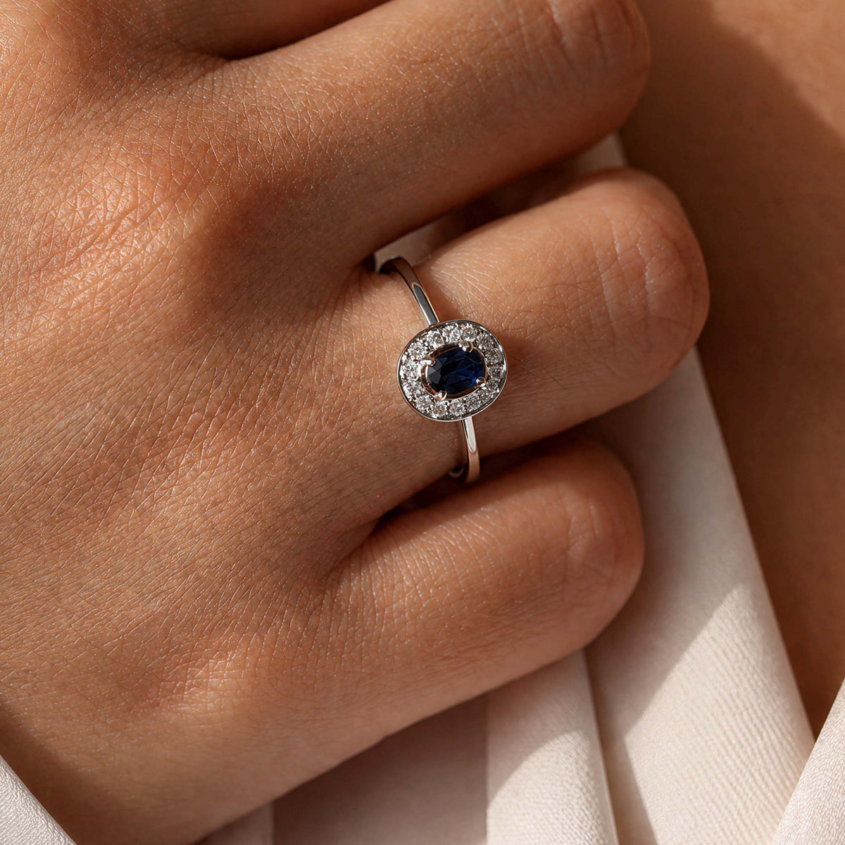 Nadide Pırlantalı Safir Set