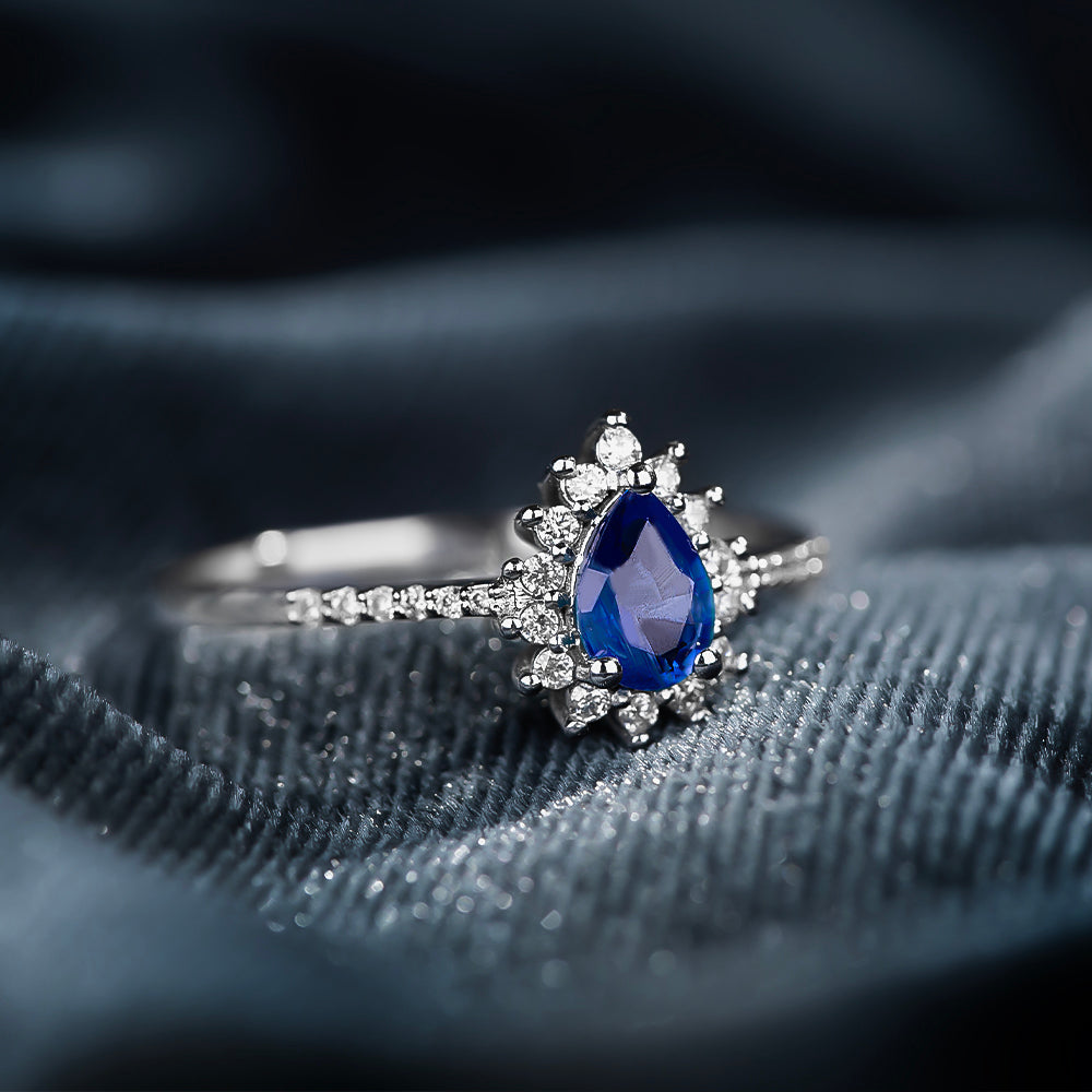 Vintage Pırlantalı Oval Kesim Safir Taşlı Yüzük