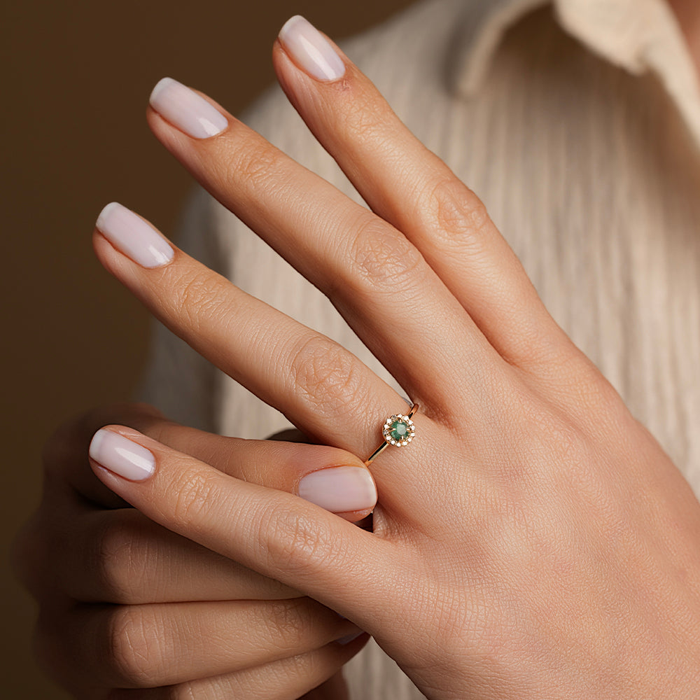 Pırlantalı Zümrüt Yüzük