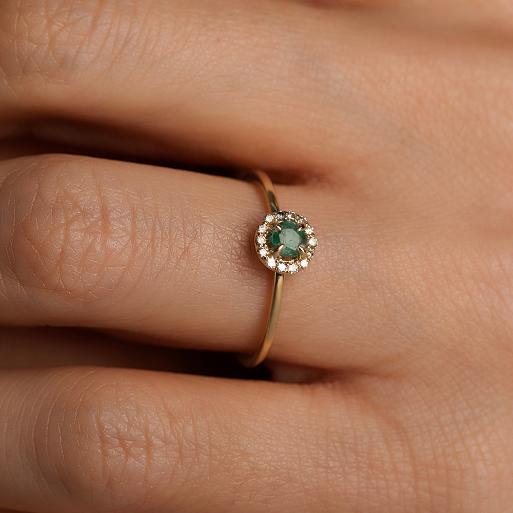 Pırlantalı Zümrüt Yüzük