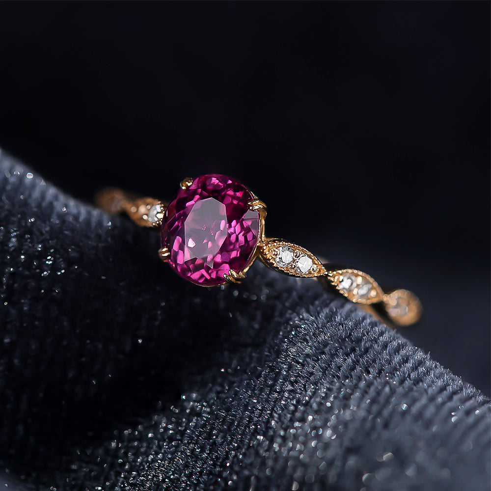 Pırlantalı Oval Kesim Granat Taşlı Vintage Yüzük