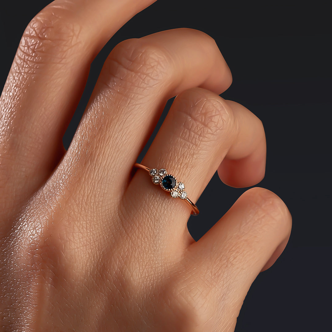 Rania Pırlantalı Safir Yüzük