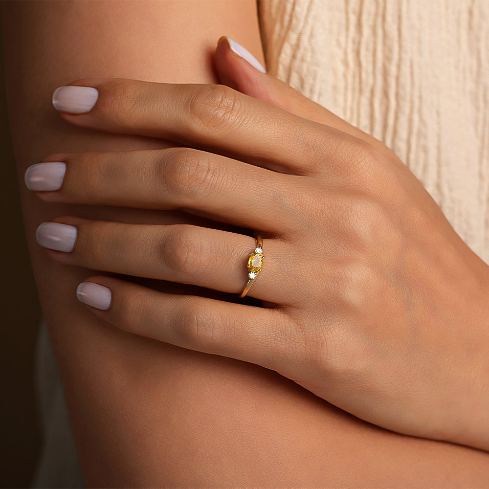  Pırlanta Sarı Safir Yüzük