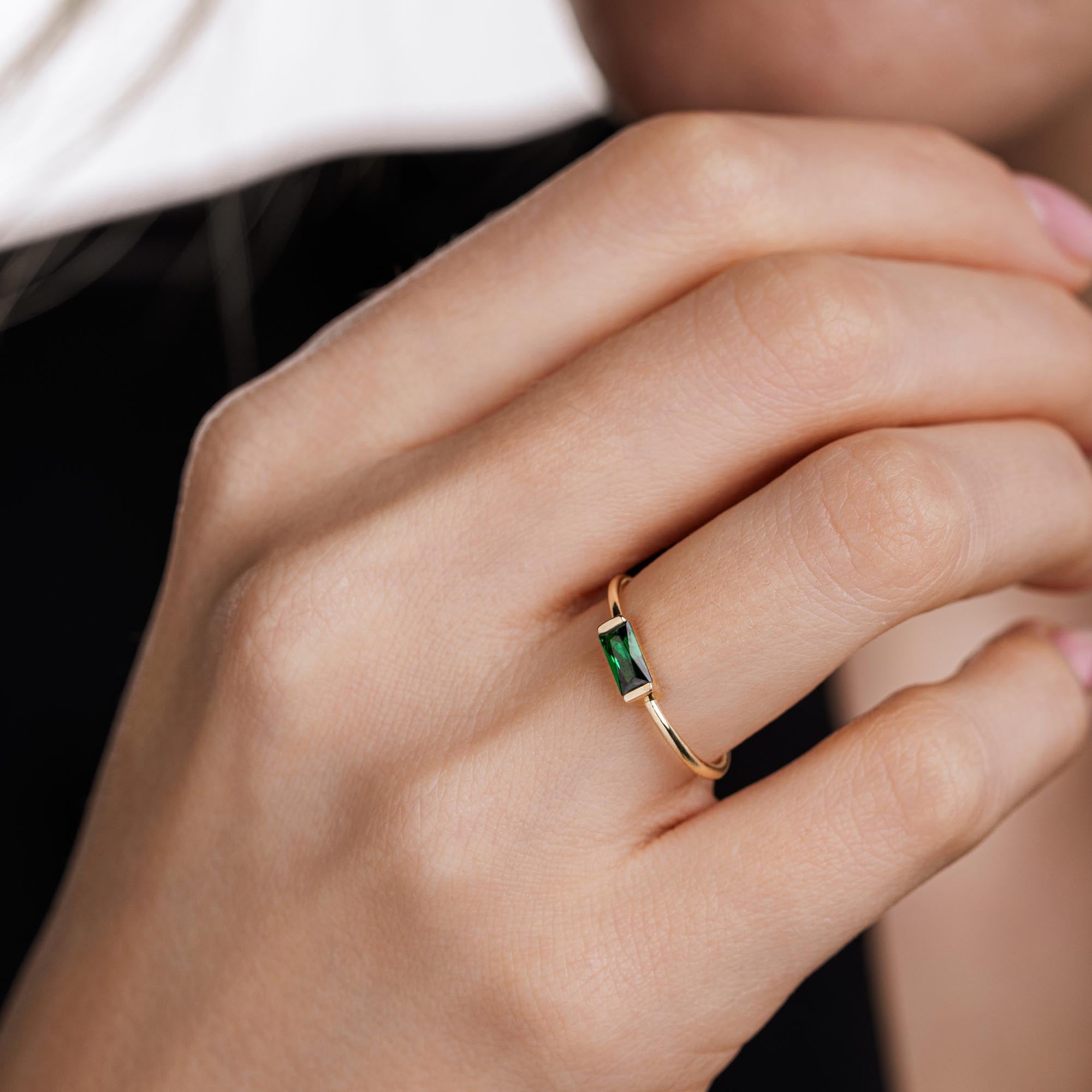 Edge Green Zümrüt Baget Yüzük