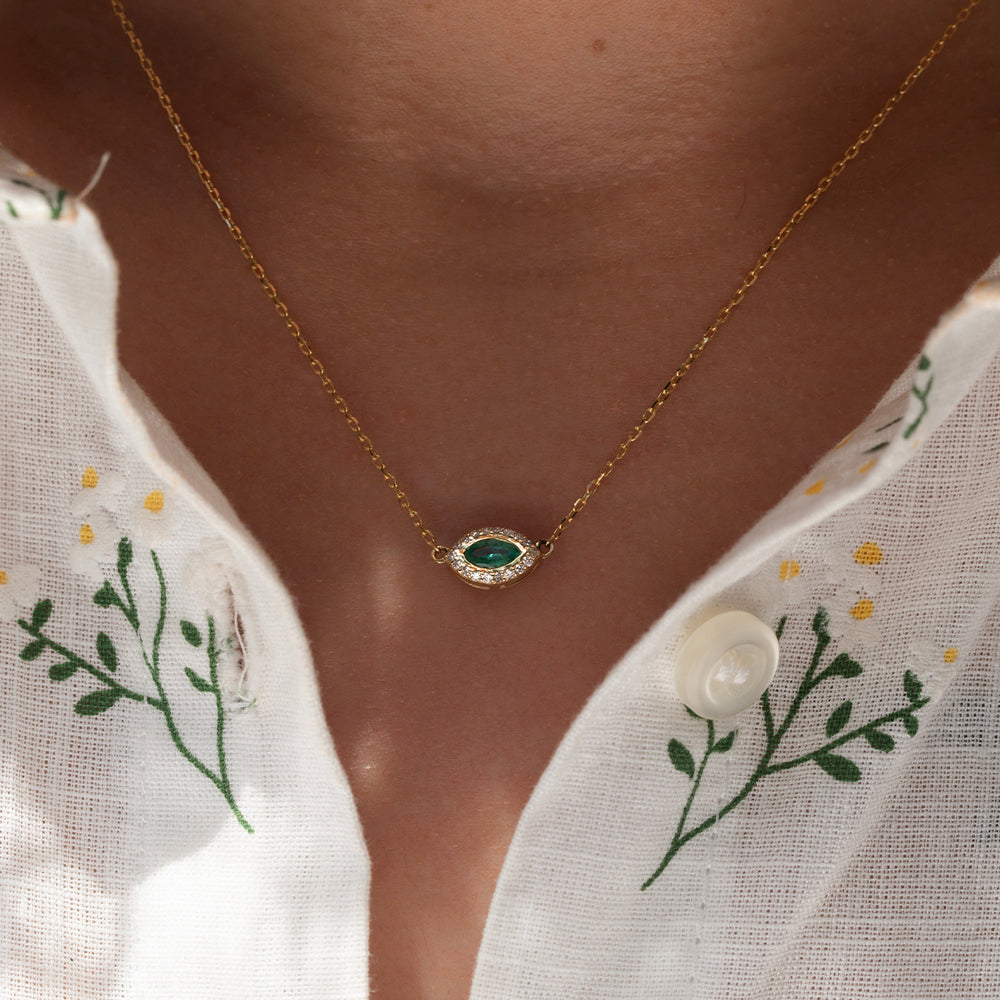 İsis Pırlanta Zümrüt Kolye