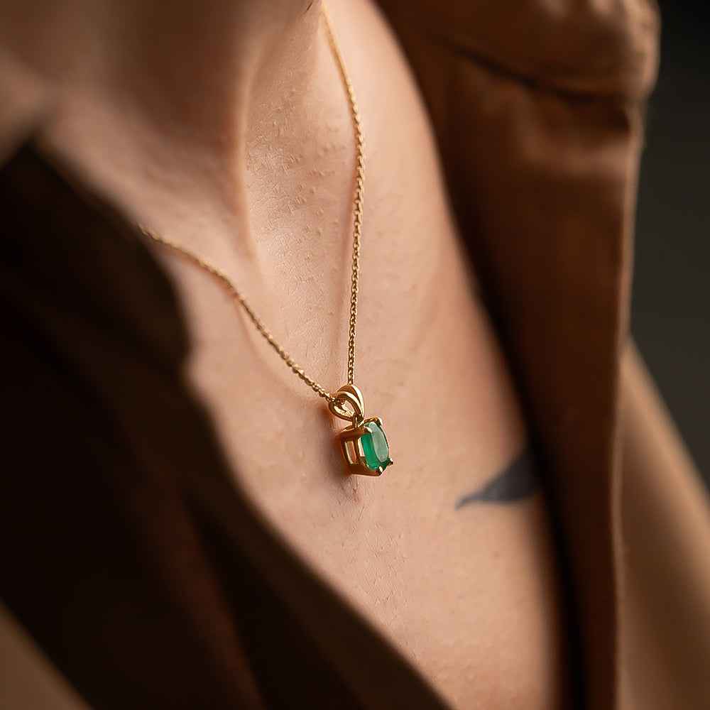 Tektaş Zümrüt Kolye