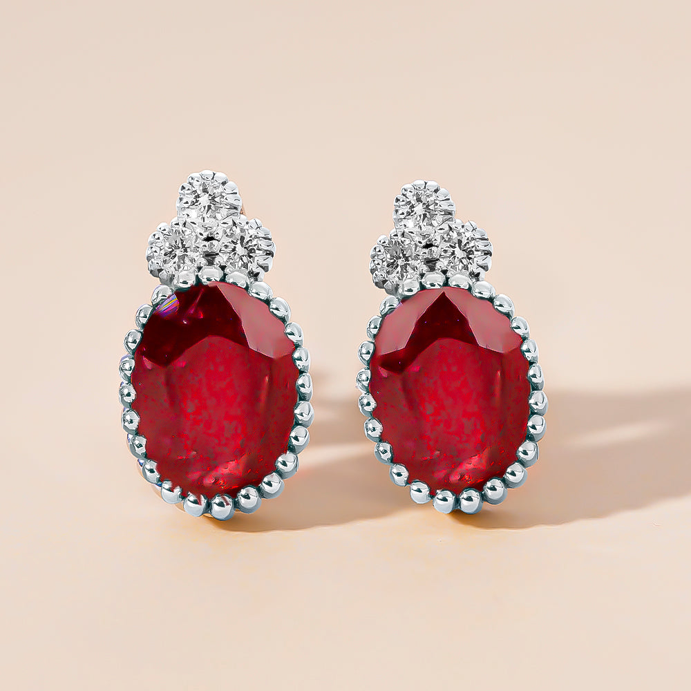 1.60 Karat Eliza Pırlantalı Yakut Küpe